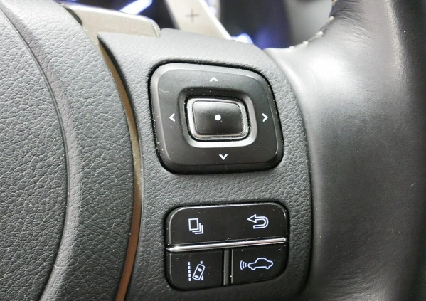Lexus NX cena 139900 przebieg: 60000, rok produkcji 2021 z Szczytno małe 781